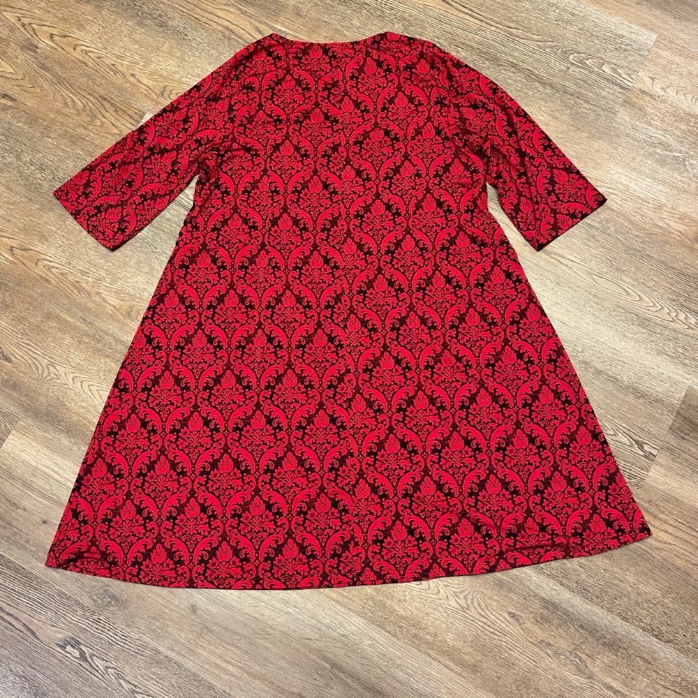 Catherine's V-Neck Classic Red Dress - Picture 7 of 7